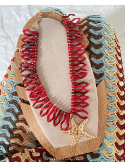 Collar rojo efecto coral...