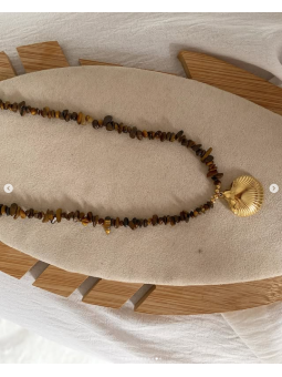 Collar piedras marrones...