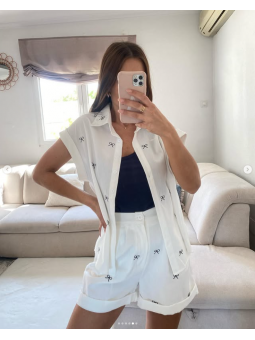 Conjunto camisa + pantalón...